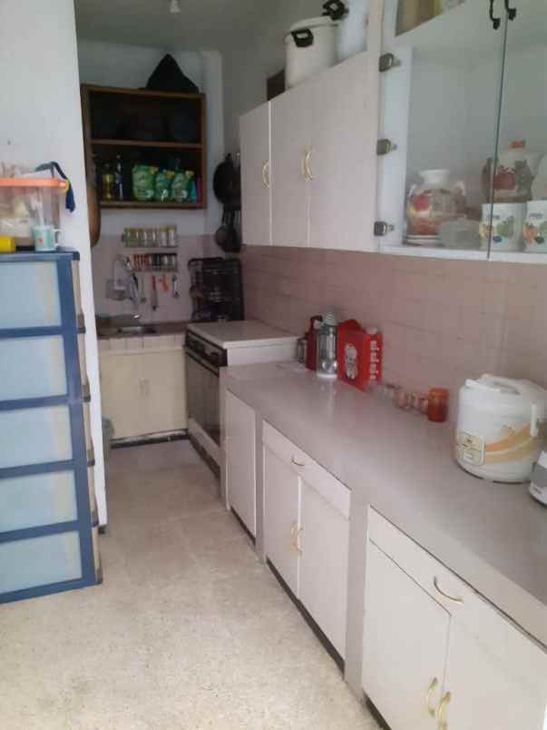dijual rumah tebet barat