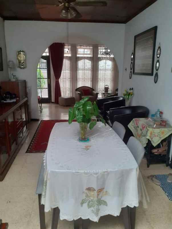 dijual rumah tebet barat