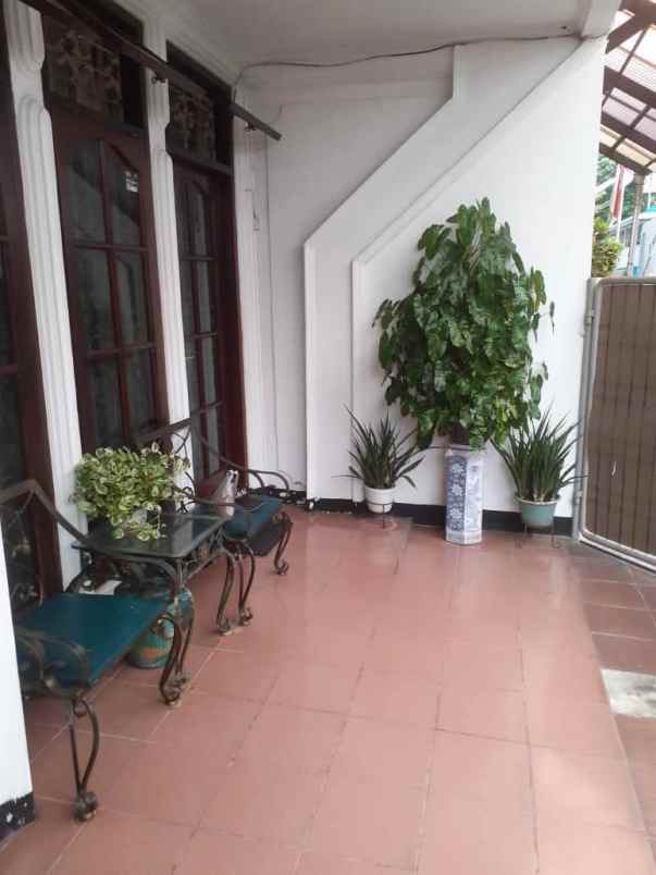 dijual rumah tebet barat