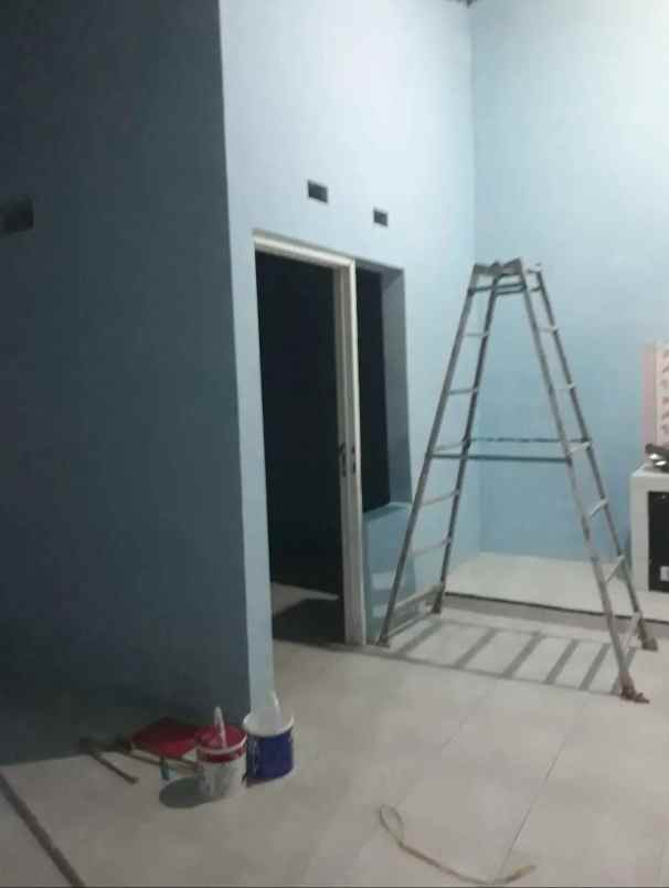 dijual rumah tembalang