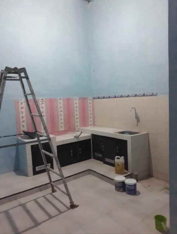 dijual rumah tembalang