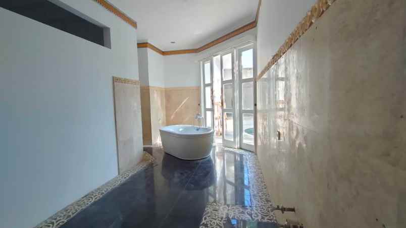 dijual rumah tukad badung