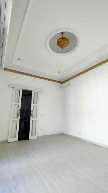 dijual rumah tukad badung