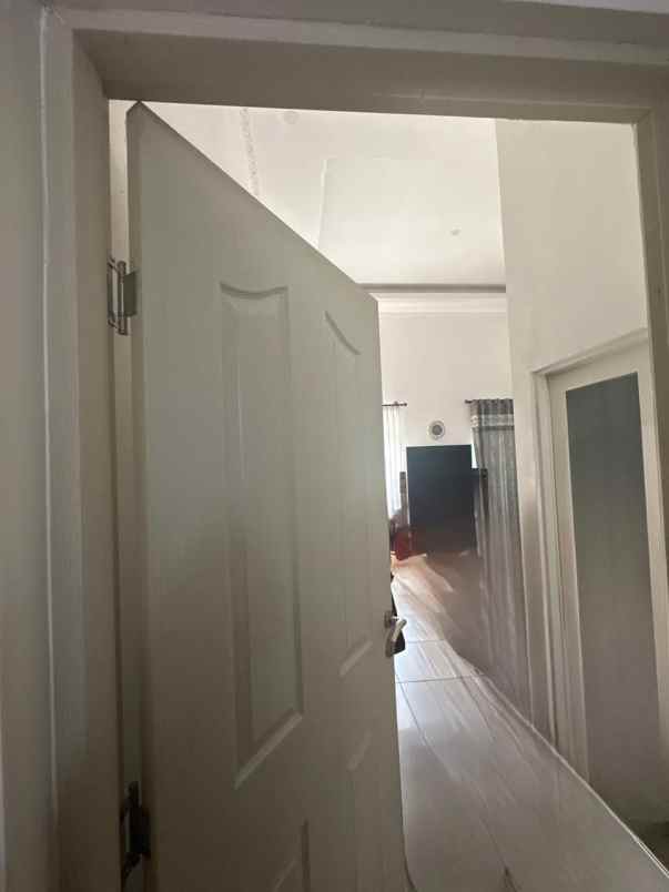 dijual rumah turangga