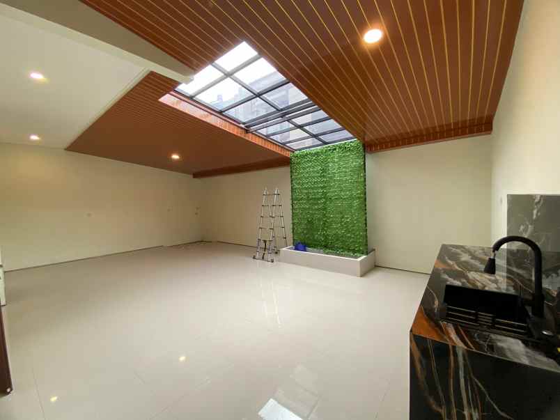 dijual rumah vasana residence