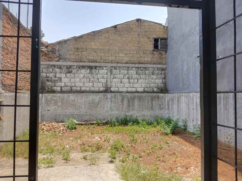 dijual rumah vila inti persada blok b1