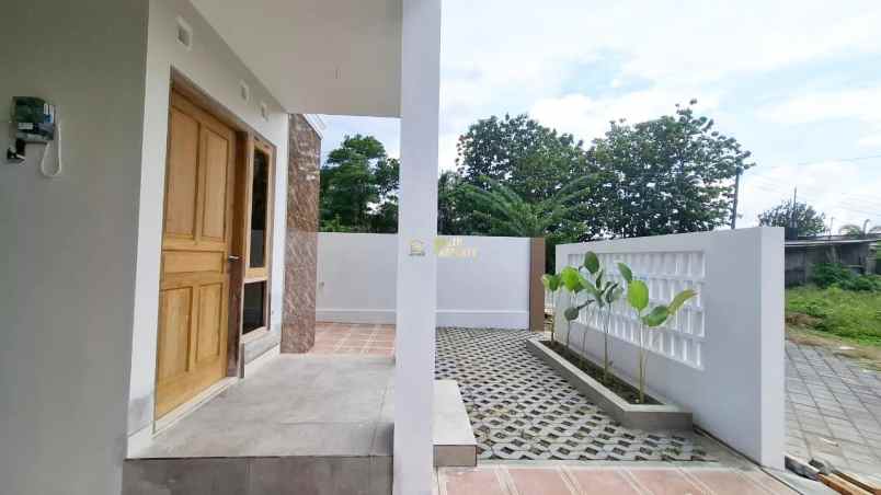 dijual rumah wedomartani kec ngemplak