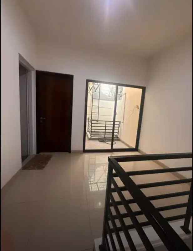 dijual rumah wijaya kusuma duren sawit