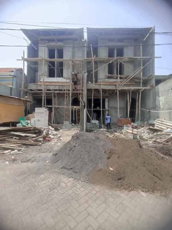 dijual rumah wonorungkut