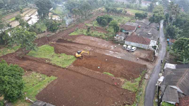 dijual tanah jalan ciburayut cigombong