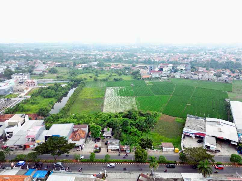 dijual tanah jalan raya karawang barat