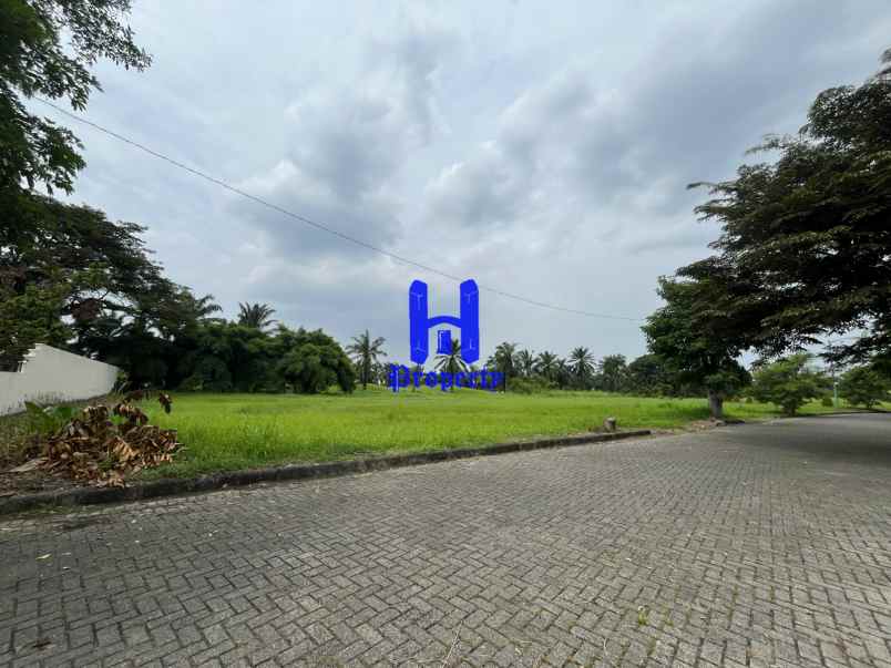 dijual tanah komplek graha metropolitan