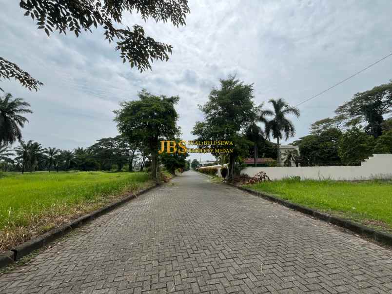 dijual tanah komplek graha metropolitan