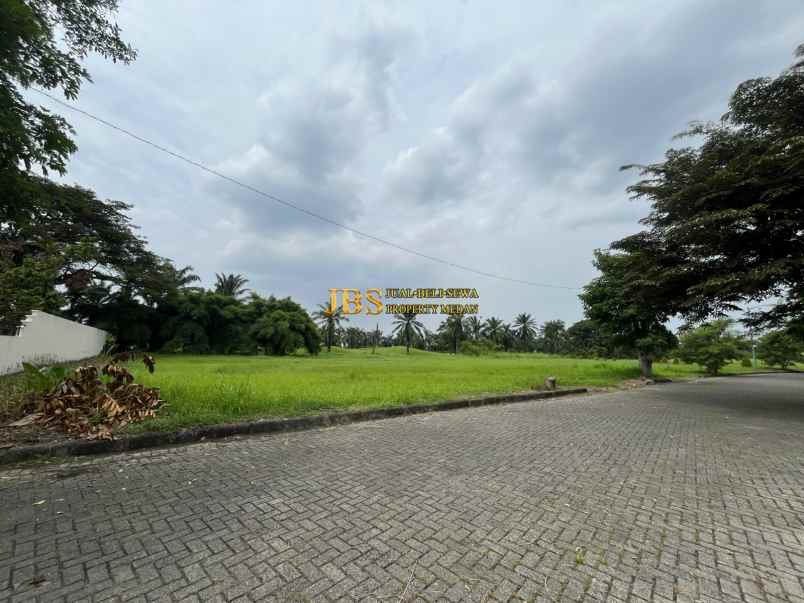 dijual tanah komplek graha metropolitan