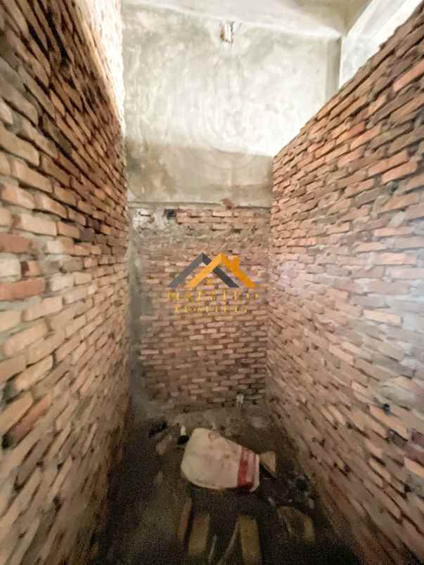 dijual townhouse komplek ampera geoju jalan ampera