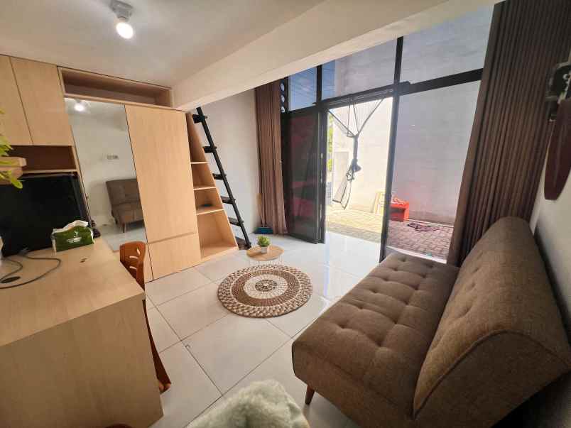 dijual unit villa type mezzanine di wedomartani sleman