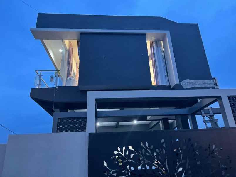 dijual villa bukit pagung residence