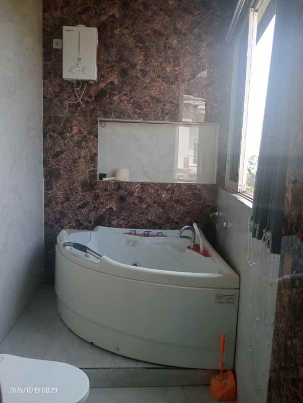 dijual villa bukit pagung residence