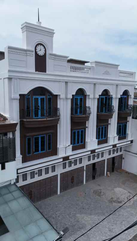 dijual villa jalan bambu 2 sutomo ujung