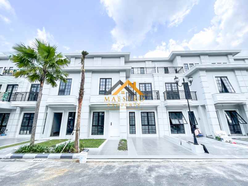 dijual villa komplek jewel park jalan