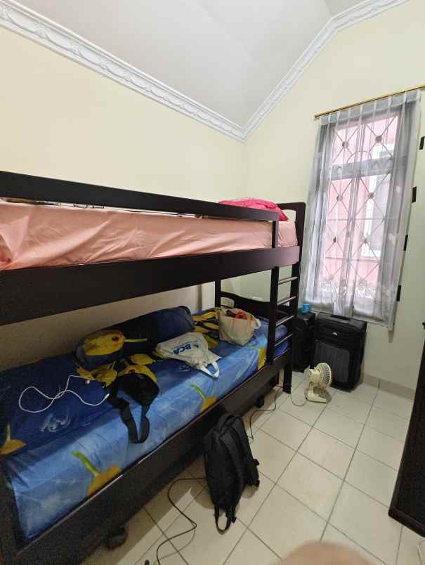 dijual villa kota bunga stockholm