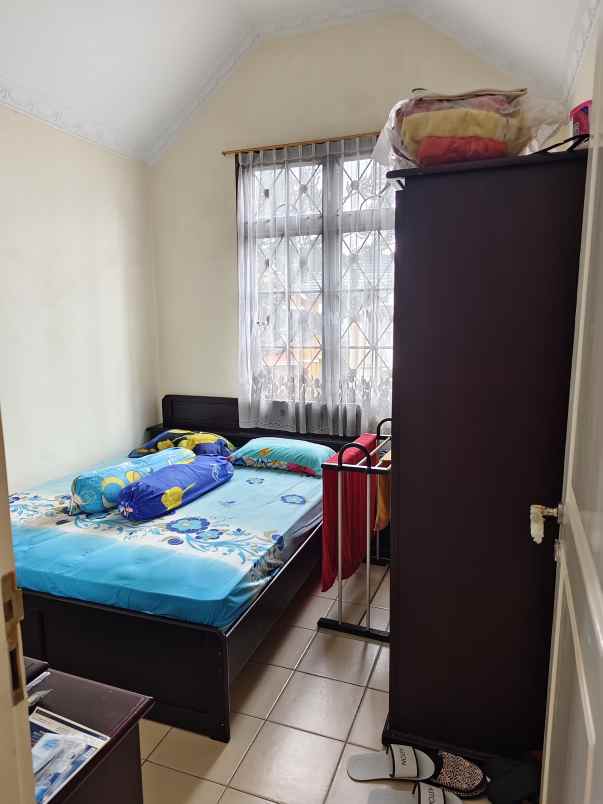 dijual villa kota bunga stockholm