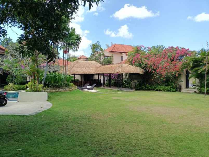 dijual villa lokasi nusa penida kungkung bali