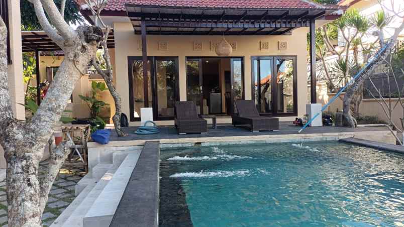 dijual villa nusa dua bali