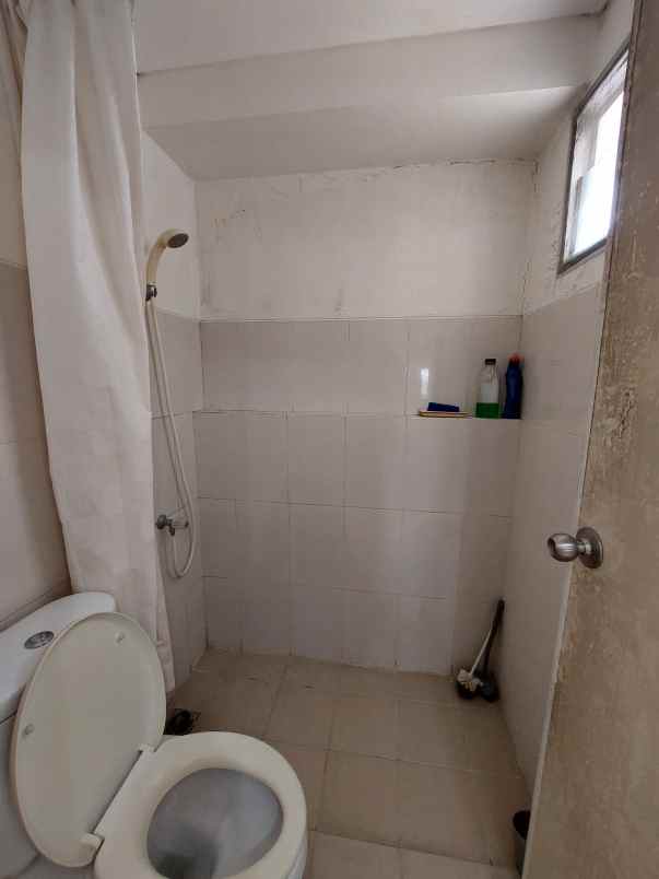 disewakan apartemen educity yale