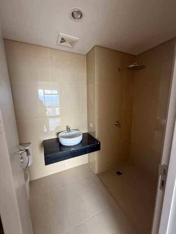 disewakan apartemen grand sungkono lagoon