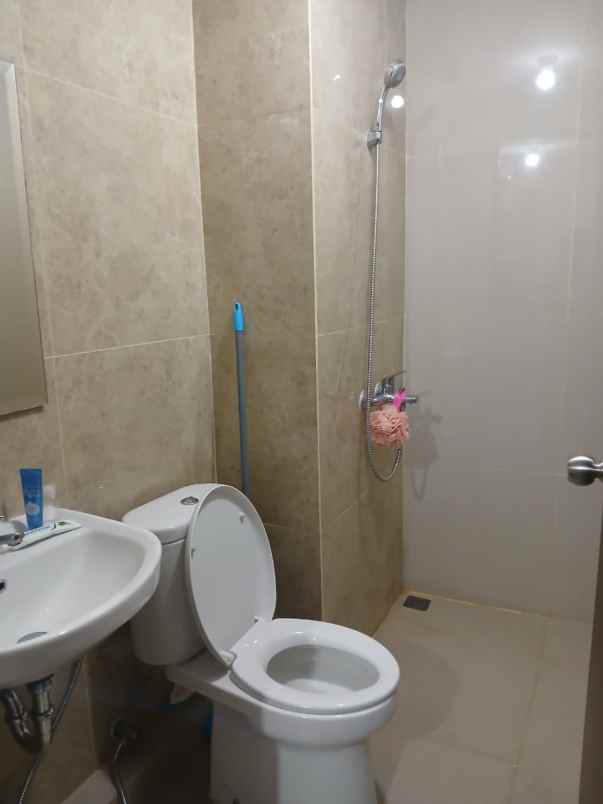 disewakan apartemen jl alternatif cibubur rt