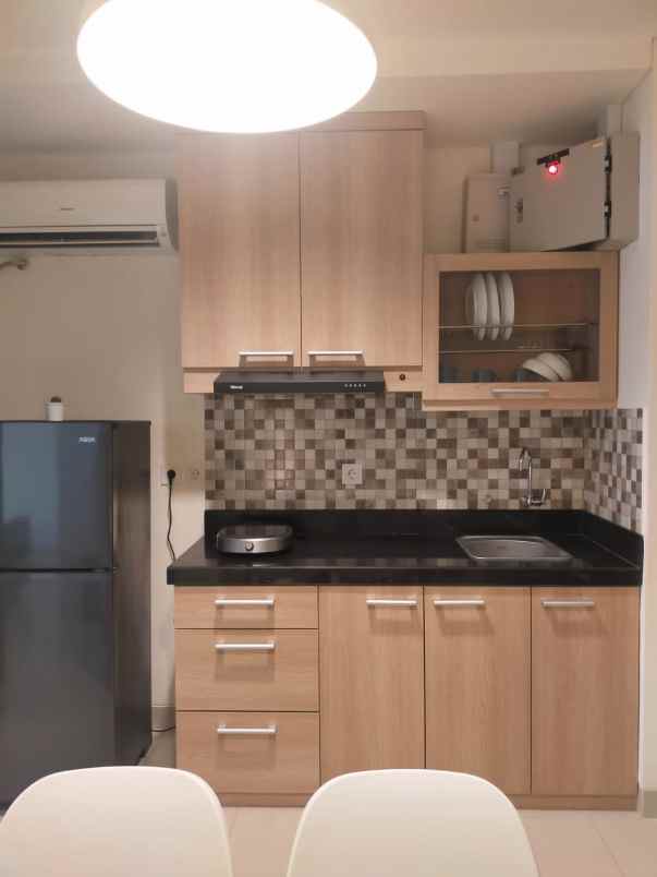 disewakan apartemen praxis lantai 10