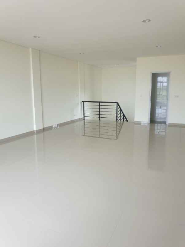 disewakan ruko evergreen suvarna sutera tangerang