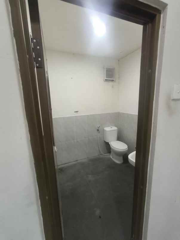disewakan ruko gudang kantor jalan raya kendung