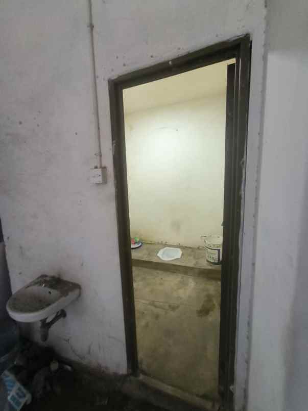 disewakan ruko gudang kantor jalan raya kendung