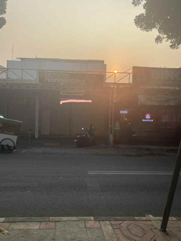 disewakan ruko gudang kantor jalan raya meruya selatan