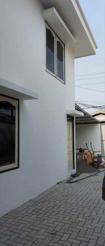 disewakan ruko gudang kantor margomulyo permai