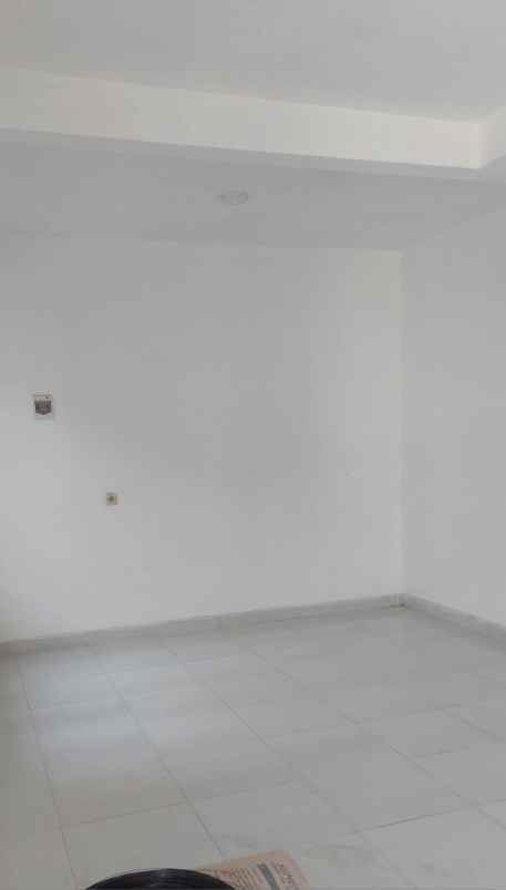 disewakan ruko gudang kantor margomulyo permai