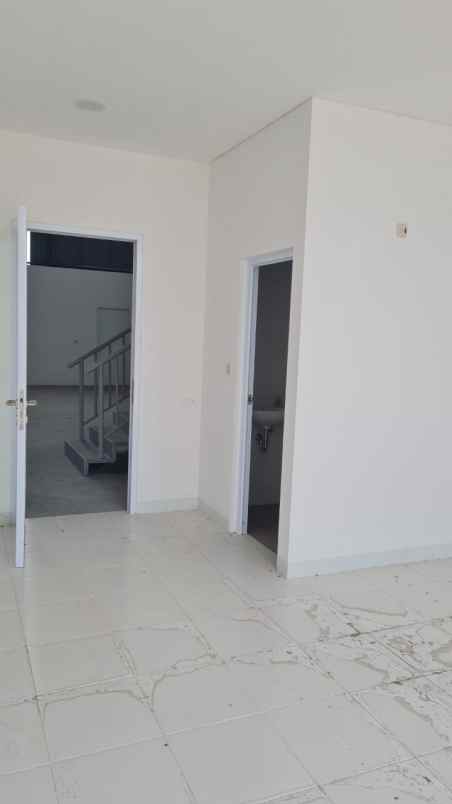 disewakan ruko gudang kantor pergudangan akr land gem