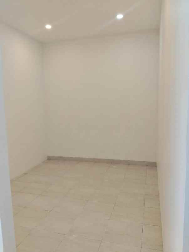 disewakan ruko gudang kantor ruko east coast mulyorejo