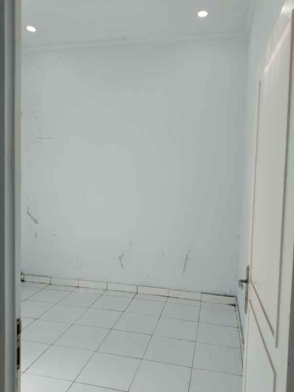 disewakan rumah cantik minimalis