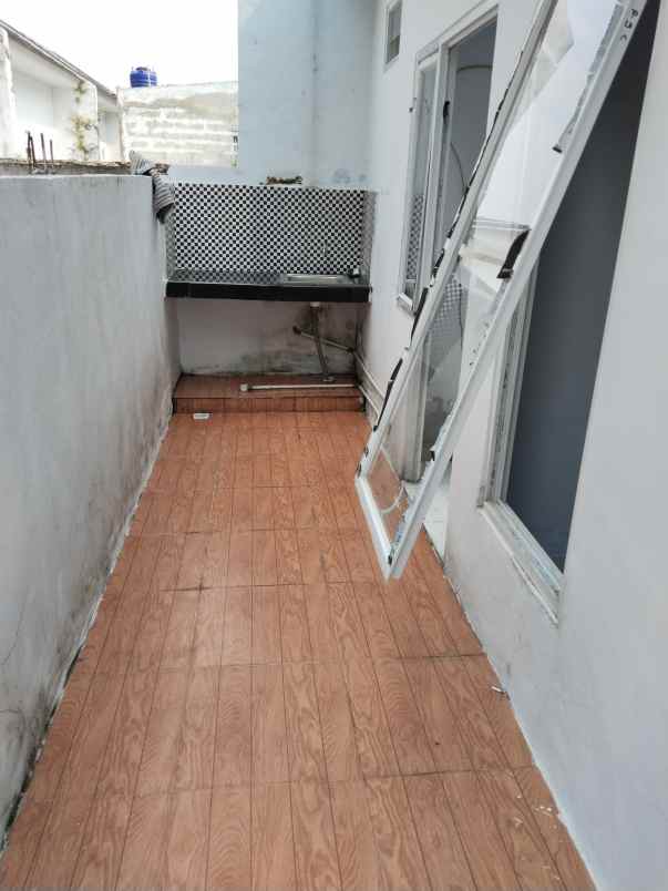 disewakan rumah cantik minimalis