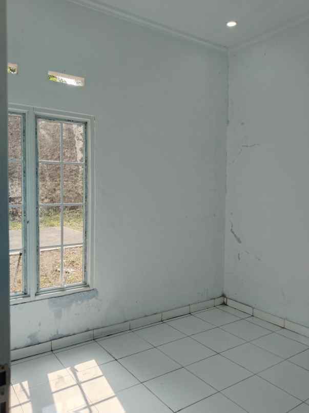 disewakan rumah cantik minimalis