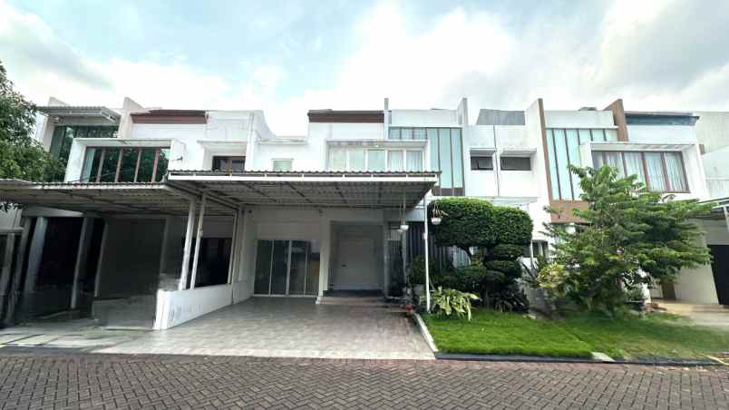 disewakan rumah cluster zebina jgc jakarta