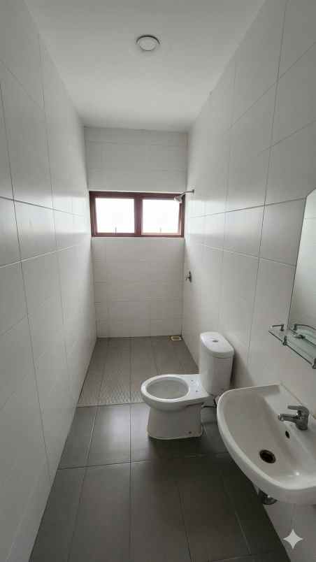 disewakan rumah cluster zebina jgc jakarta