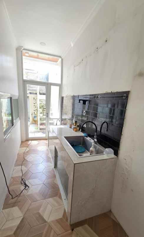 disewakan rumah cluster zebina jgc jakarta