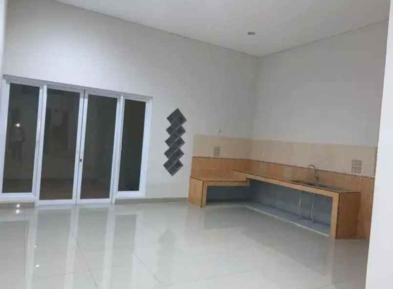 disewakan rumah darmo sentosa raya surabaya
