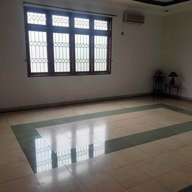 disewakan rumah duren sawit