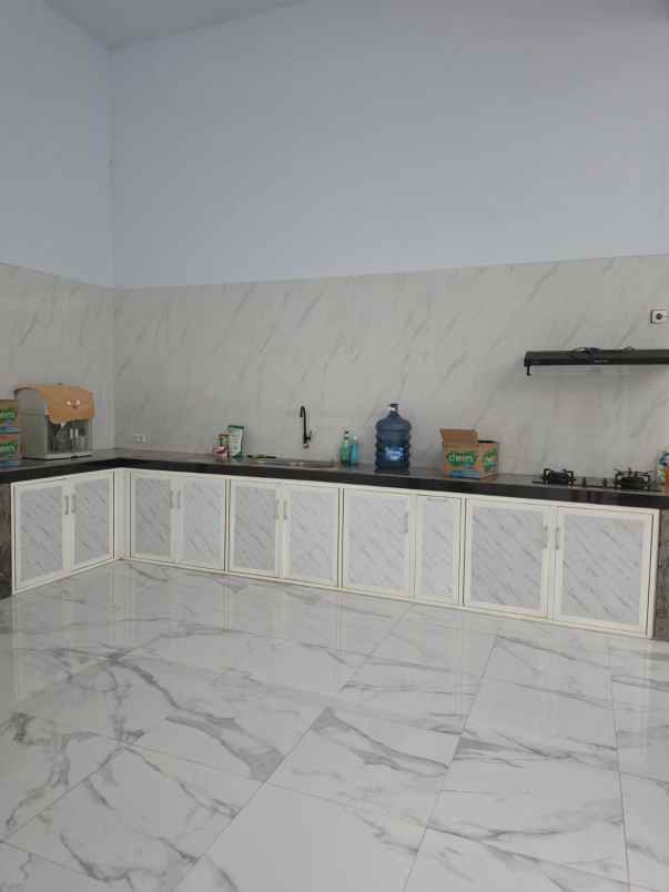 disewakan rumah jalan simpang darmo permai