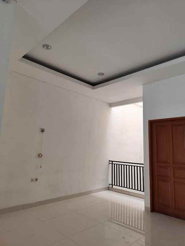 disewakan rumah kelapa gading